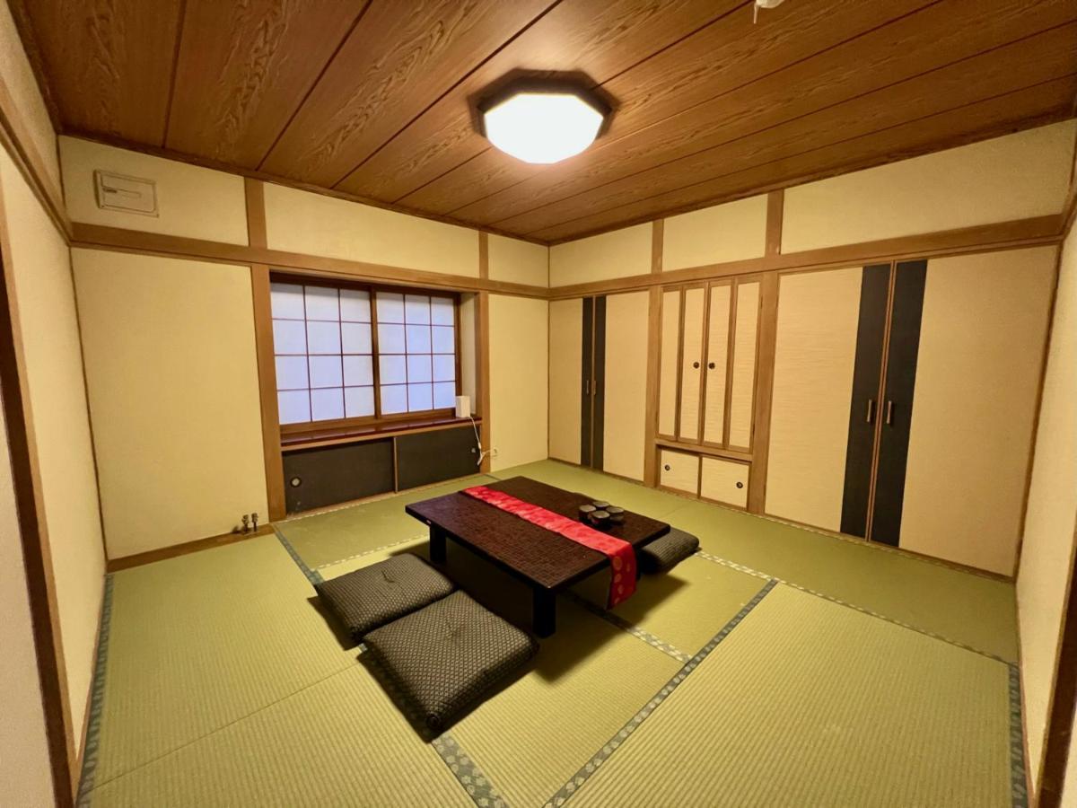 Yellow House By Lake Toya Toyako ภายนอก รูปภาพ